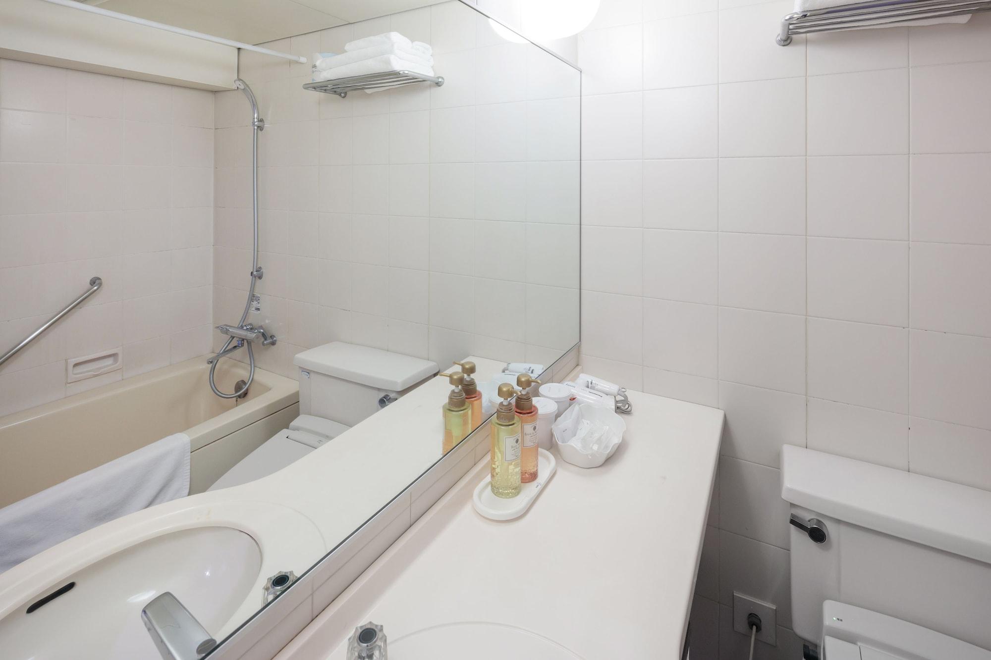 Hotel Mystays Iidabashi Токио Экстерьер фото
